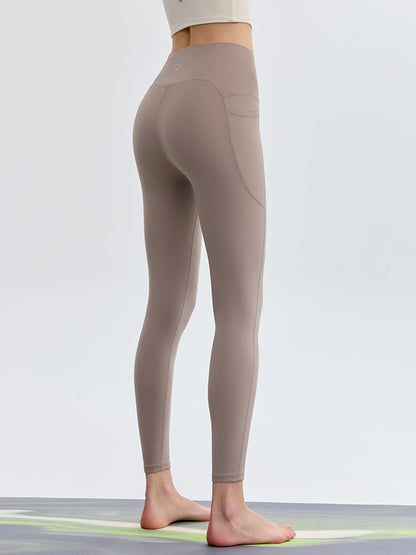 N66LYCRA®素材 美尻 マルチポケット付き 9分丈 レギンス